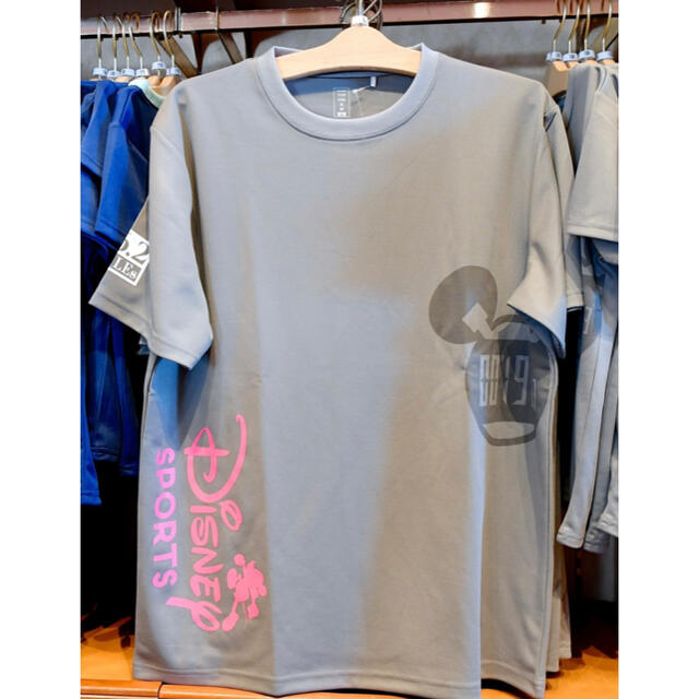 Disney(ディズニー)のDisney Sports 半袖Tシャツ スポーツ/アウトドアのランニング(ウェア)の商品写真