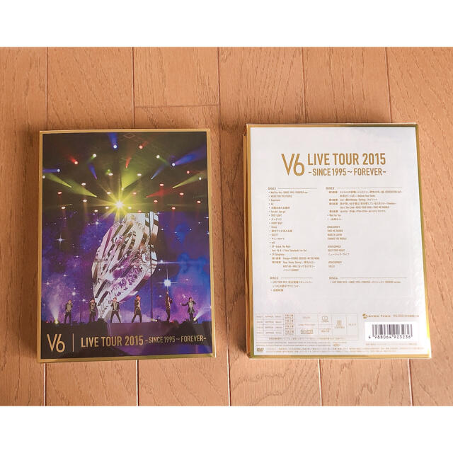 V6(ブイシックス)のV6 LIVE TOUR 2015  初回生産限定盤A DVD ジャニーズ エンタメ/ホビーのDVD/ブルーレイ(ミュージック)の商品写真