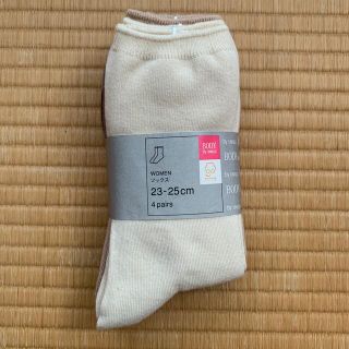 ユニクロ(UNIQLO)のユニクロ　WOMAN ソックス(ソックス)