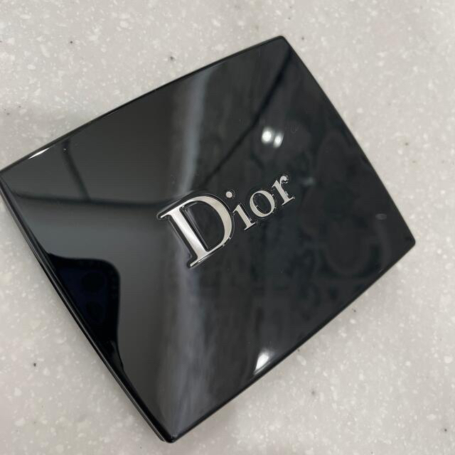 Dior(ディオール)のDior アイシャドウ ピンクサクラ 849 箱あり コスメ/美容のベースメイク/化粧品(アイシャドウ)の商品写真