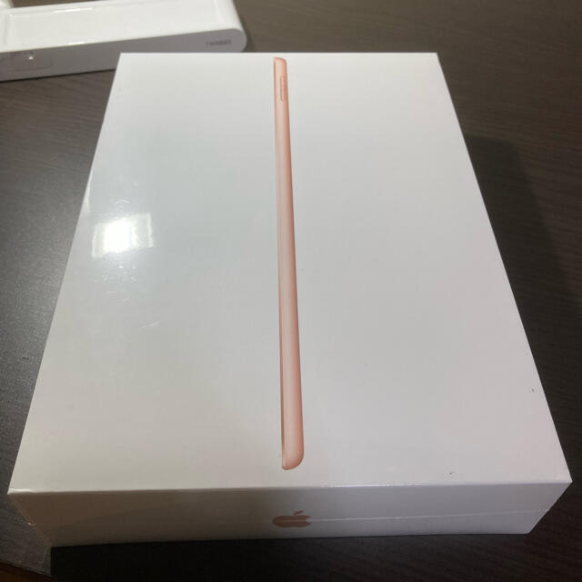 MYLC2J/A iPad第8世代　32G 未開封