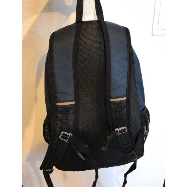 Coleman(コールマン)の美品★Colemanウォーカーミニ10L ネイビー　ピンク　無地　リュック レディースのバッグ(リュック/バックパック)の商品写真