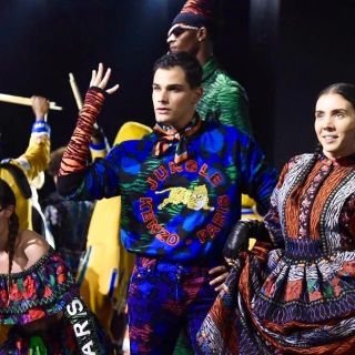 ケンゾー(KENZO)の【専用】KENZO x H&M(スウェット)