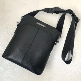 バーバリーブラックレーベル(BURBERRY BLACK LABEL)のバーバリーブラックレーベル　ショルダーバッグ　レザー　黒　ブラック　ロゴプレート(ショルダーバッグ)