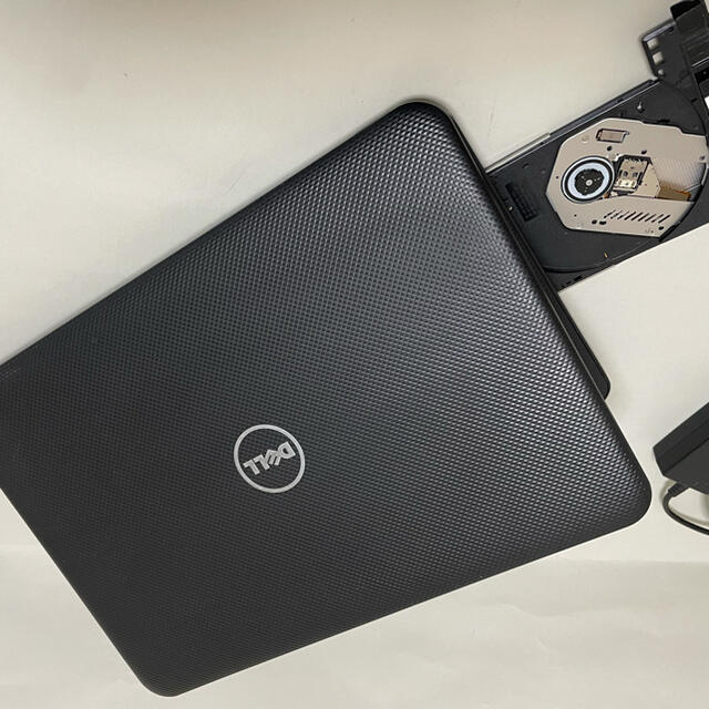 DELL(デル)のDELL INSPIRON 3521 Pentium タッチスクリーン スマホ/家電/カメラのPC/タブレット(ノートPC)の商品写真