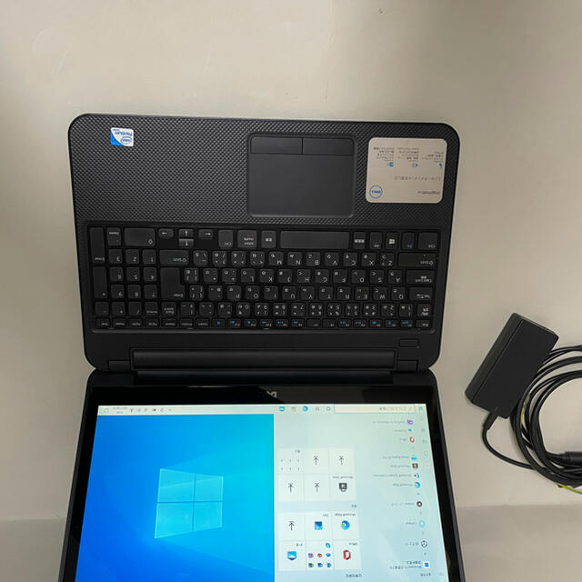 DELL(デル)のDELL INSPIRON 3521 Pentium タッチスクリーン スマホ/家電/カメラのPC/タブレット(ノートPC)の商品写真