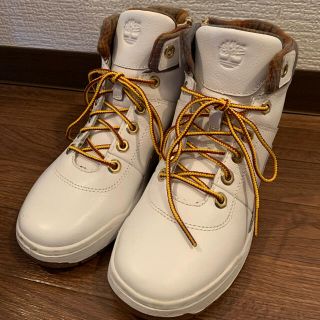 ティンバーランド(Timberland)の新品☆ティンバーランドTimberland 白 ハイカットスニーカー22.5cm(スニーカー)