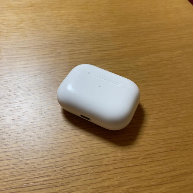 Apple(アップル)のAirPods Pro 【アルコール消毒済】購入先: ヤマダ電気(証拠あり) スマホ/家電/カメラのオーディオ機器(ヘッドフォン/イヤフォン)の商品写真