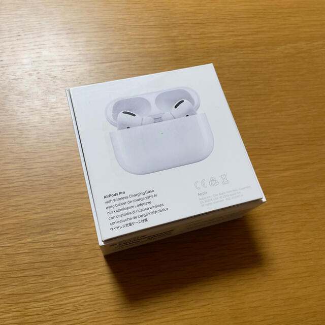 Apple(アップル)のAirPods Pro 【アルコール消毒済】購入先: ヤマダ電気(証拠あり) スマホ/家電/カメラのオーディオ機器(ヘッドフォン/イヤフォン)の商品写真