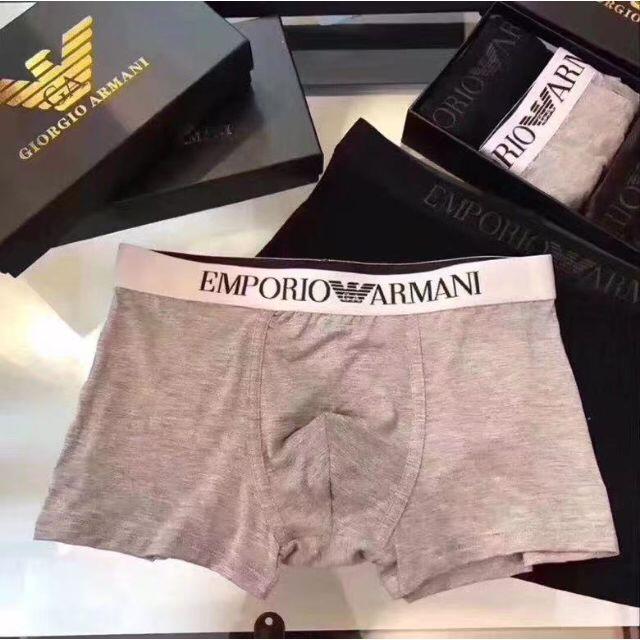 Emporio Armani(エンポリオアルマーニ)の アルマーニ　ボクサーパンツセット　XLサイズ メンズのアンダーウェア(ボクサーパンツ)の商品写真