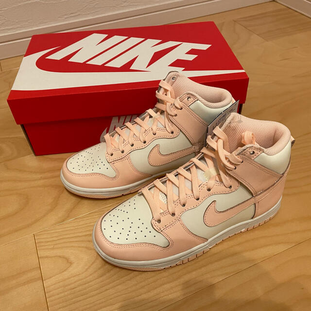 NIKE(ナイキ)の専用の品　DUNK HIGH CRIMSON TINT Pink ダンク ピンク レディースの靴/シューズ(スニーカー)の商品写真