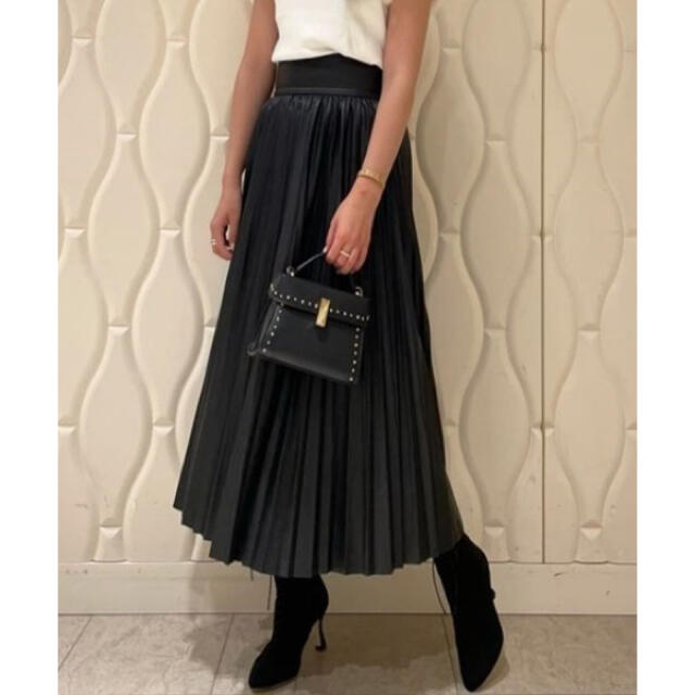 FRAY I.D(フレイアイディー)のフェイクレザープリーツスカート セルフォード　celford レディースのスカート(ロングスカート)の商品写真