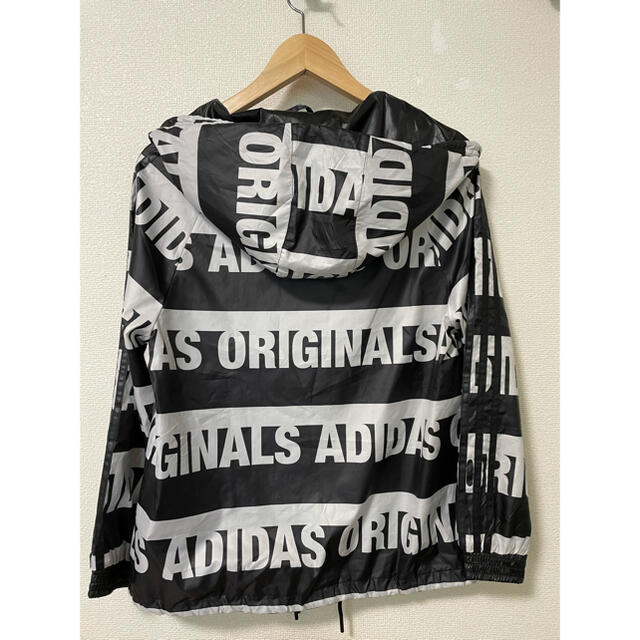 adidas(アディダス)の【専用】アディダス　ナイロンジャケット　ウインドブレーカー　ジャージ レディースのジャケット/アウター(ナイロンジャケット)の商品写真