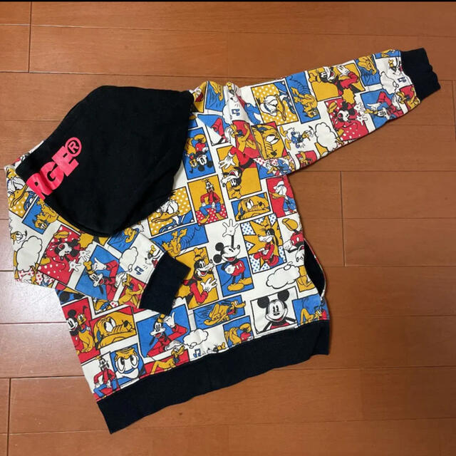 XLARGE(エクストララージ)のXLARGE KIDS パーカースウェットプルオーバー　mickey プリント キッズ/ベビー/マタニティのキッズ服男の子用(90cm~)(Tシャツ/カットソー)の商品写真