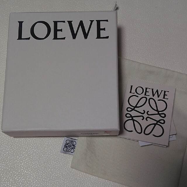 LOEWE(ロエベ)のLOEWE カードケース レディースのファッション小物(名刺入れ/定期入れ)の商品写真