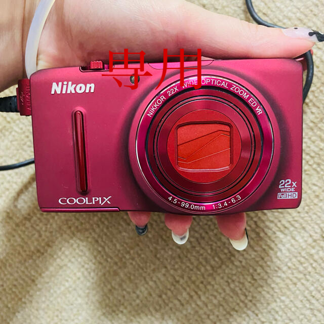 ニコン　COOLPIX S9500カメラ