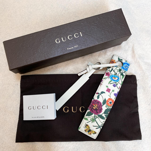 Gucci(グッチ)の即購入可！！ 正規品 GUCCI  ブックマーカー★ ハンドメイドの文具/ステーショナリー(しおり/ステッカー)の商品写真