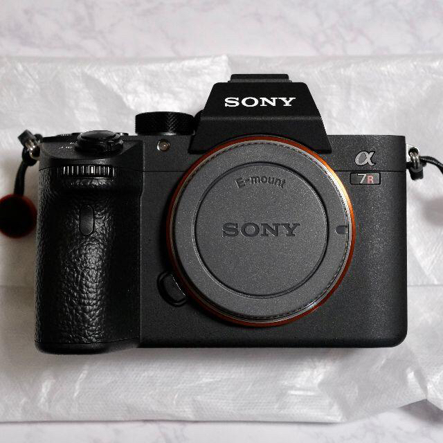 SONY(ソニー)の最終価格　SONY α7RIII  ILCE-7RM3 美品 スマホ/家電/カメラのカメラ(ミラーレス一眼)の商品写真