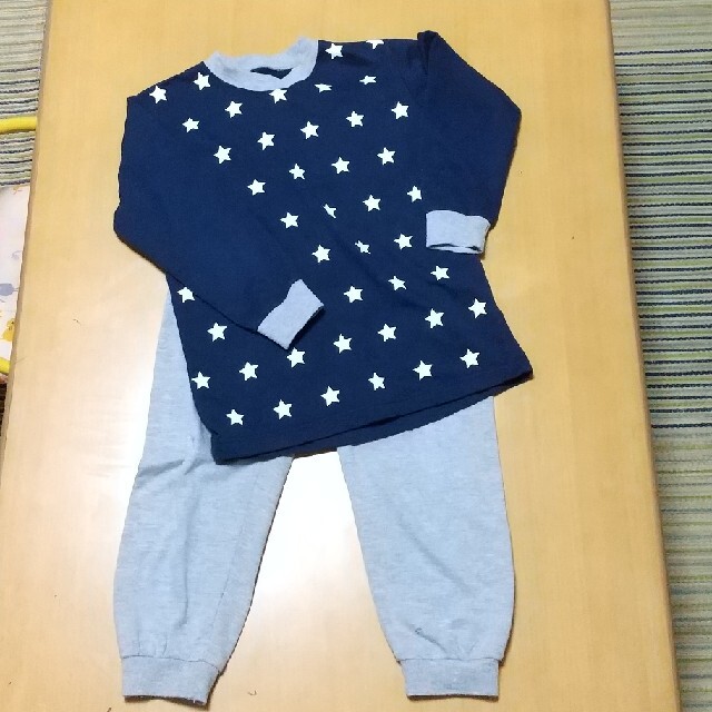 西松屋(ニシマツヤ)のパジャマ キッズ/ベビー/マタニティのキッズ服男の子用(90cm~)(パジャマ)の商品写真