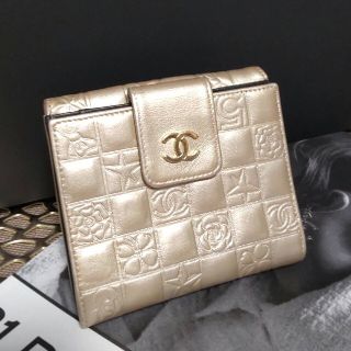 シャネル(CHANEL)の【専用】シャネル　アイコン★ゴールド　折り財布(財布)