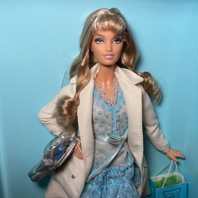 人気お買い得 バービー人形 Barbie シンシアローリー ゴールドラベル