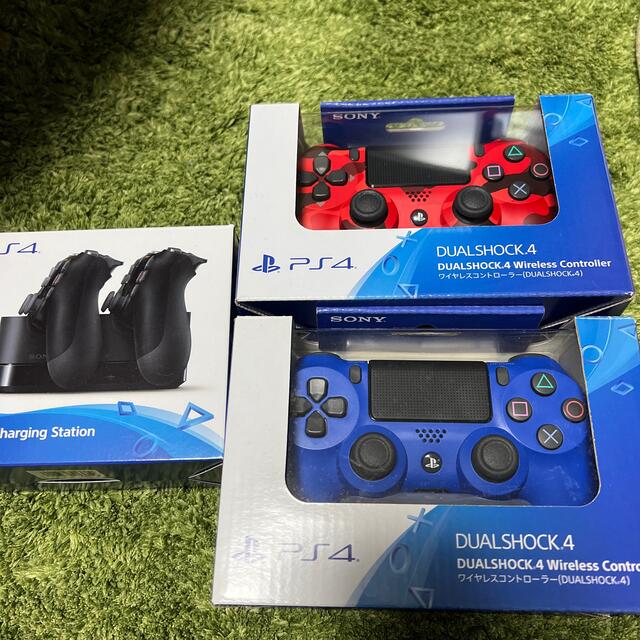 美品　PS4 コントローラー&充電スタンドPS4