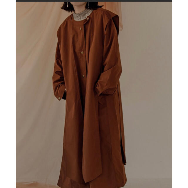 Kastane(カスタネ)のflutter light trench coat   lawgy レディースのジャケット/アウター(トレンチコート)の商品写真