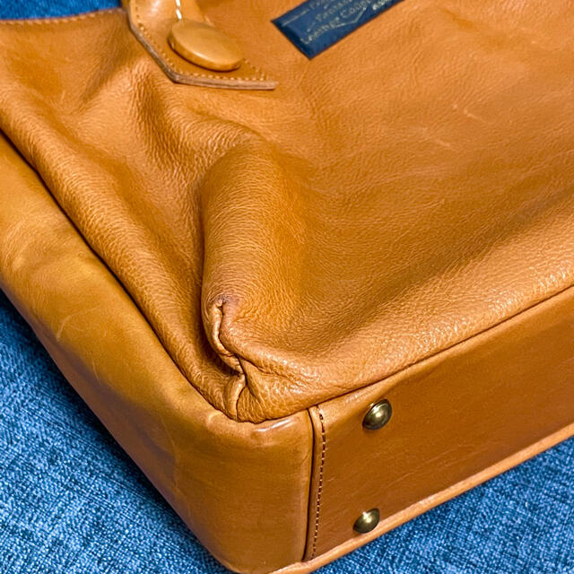 Disney(ディズニー)のDisney Fantastic Leather Collection本革バッグ レディースのバッグ(トートバッグ)の商品写真