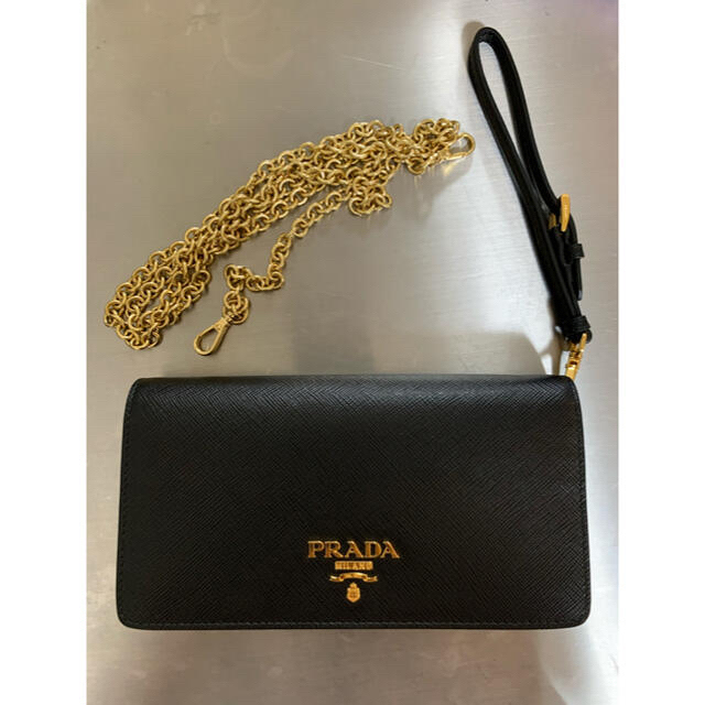 ファッション小物プラダ　PRADA チェーンウォレット　新品未使用