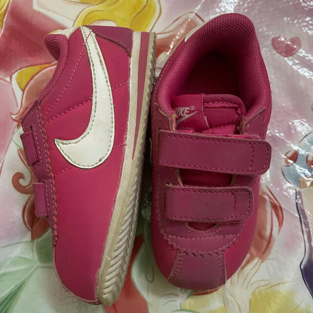 NIKE(ナイキ)のNIKE✩ピンクスニーカー13cm キッズ/ベビー/マタニティのベビー靴/シューズ(~14cm)(スニーカー)の商品写真