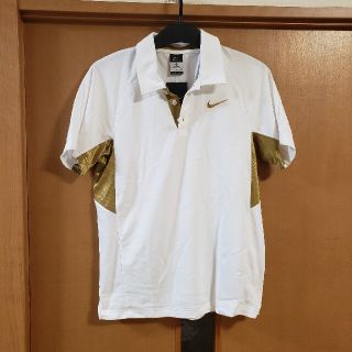 ナイキ(NIKE)のナイキ NIKEポロシャツホワイト×ゴールドM(ポロシャツ)