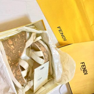 フェンディ(FENDI)のfendi 10万　サンダル　銀座(サンダル)