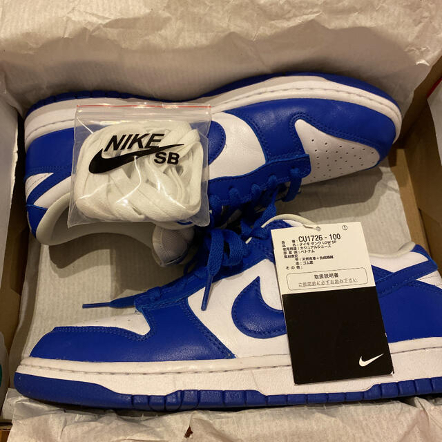 NIKE(ナイキ)のNIKE DUNK LOW VARSITY ROYAL メンズの靴/シューズ(スニーカー)の商品写真