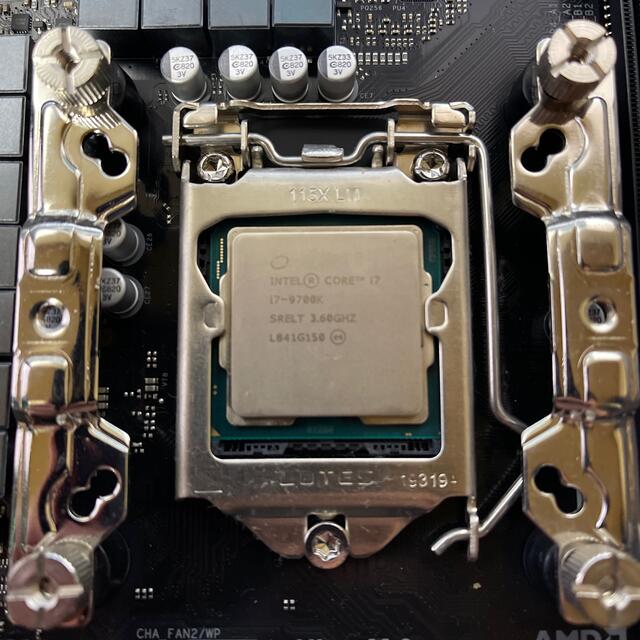 Core-i7 9700K + Z390Pro4 + DDR4 16GBセット