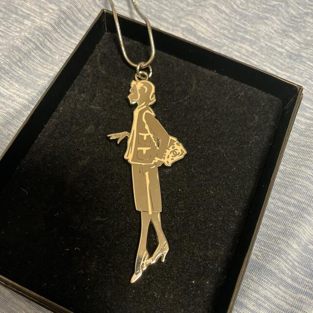 在庫あ特価 CHANEL CO人形ネックレスの通販 by ピヨっピヨっ's shop