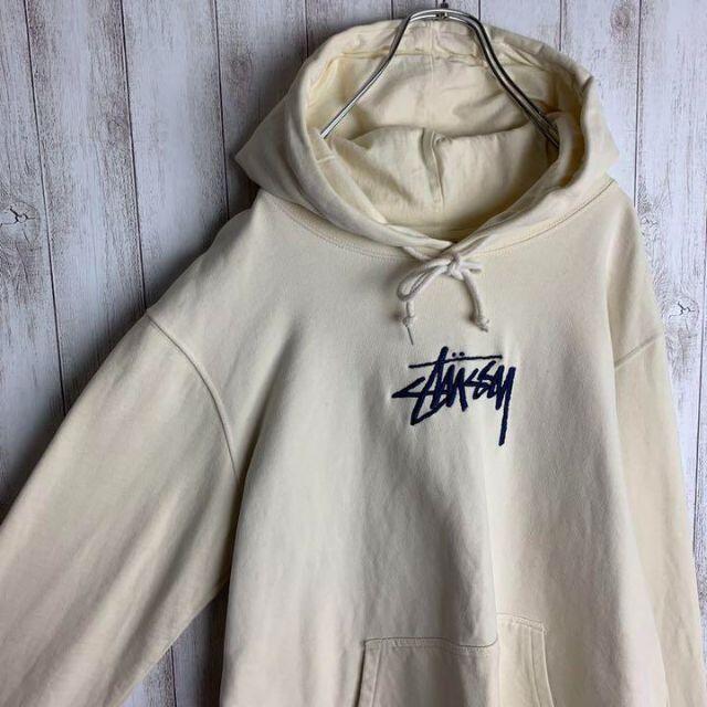 STUSSY - 【超希少カラー】ステューシー☆センター刺繍 肉厚パーカー ...