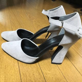 アズールバイマウジー(AZUL by moussy)の超美品 AZULbymoussy 太ヒール(ハイヒール/パンプス)