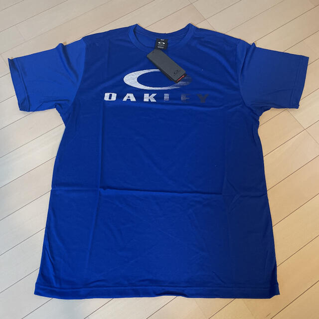 Oakley(オークリー)のオークリー　トレーニングTシャツ メンズのトップス(Tシャツ/カットソー(半袖/袖なし))の商品写真