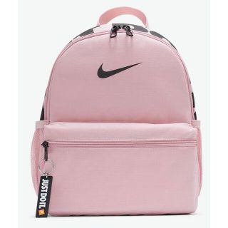 ナイキ(NIKE)の【新品】❗️ナイキ　キッズ　リュックサック　バッグ　ピンク　黒(リュックサック)