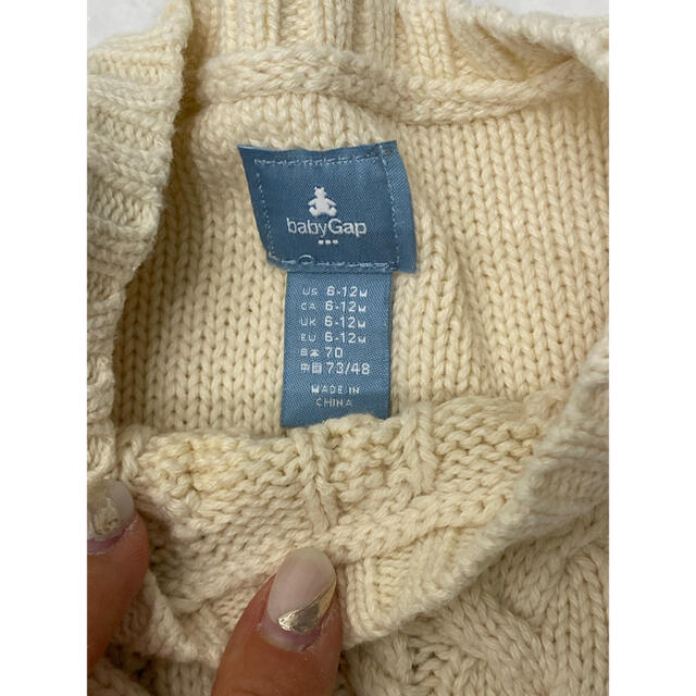 babyGAP(ベビーギャップ)のbaby gap  ニットロンパース　アイボリー　サイズ70 キッズ/ベビー/マタニティのベビー服(~85cm)(ロンパース)の商品写真