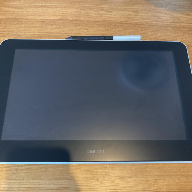 極美品　Wacom One DTC133 ホワイト ワコム ペンタブレット