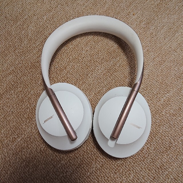 オーディオ機器BOSE  Noise Cancelling Headphones 700