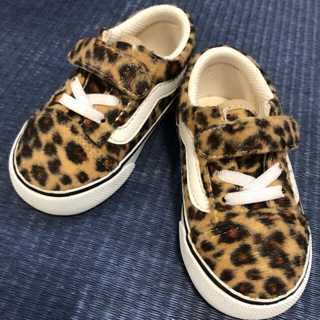 VANS(ヴァンズ)のvans レオパード　13.5センチ　美品 キッズ/ベビー/マタニティのベビー靴/シューズ(~14cm)(スニーカー)の商品写真