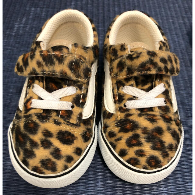 VANS(ヴァンズ)のvans レオパード　13.5センチ　美品 キッズ/ベビー/マタニティのベビー靴/シューズ(~14cm)(スニーカー)の商品写真