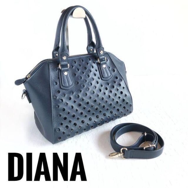 DIANA - 美品 ダイアナ ハンドバッグ ショルダー ネイビー 2way 本革 レザーの通販 by あいちゃん|ダイアナならラクマ DIANA - 美品 ダイアナ ハンドバッグ ショルダー ネイビー 2way 本革 レザーの通販 by あいちゃん|ダイアナならラクマ