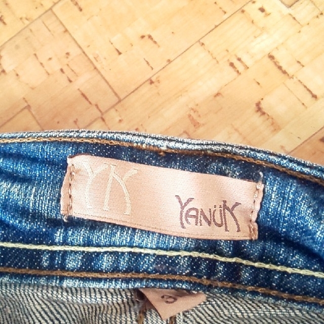 YANUK(ヤヌーク)のYANUK デニム フレア 31 レディースのパンツ(デニム/ジーンズ)の商品写真