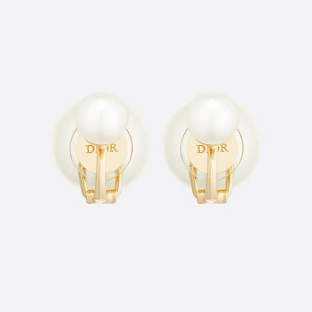 Dior(ディオール)の【お客様お取り置き】新品未使用✨Dior トライバルパールイヤリング レディースのアクセサリー(イヤリング)の商品写真