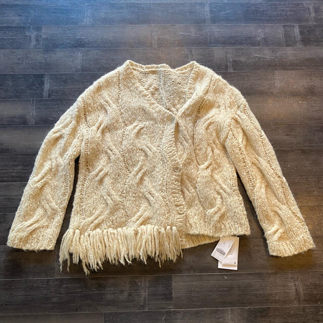 Ameri VINTAGE(アメリヴィンテージ)のAmeri 2WAY DISTORTION CABLE CARDIGAN レディースのトップス(カーディガン)の商品写真