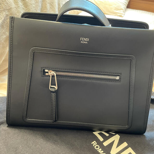 FENDI 鞄