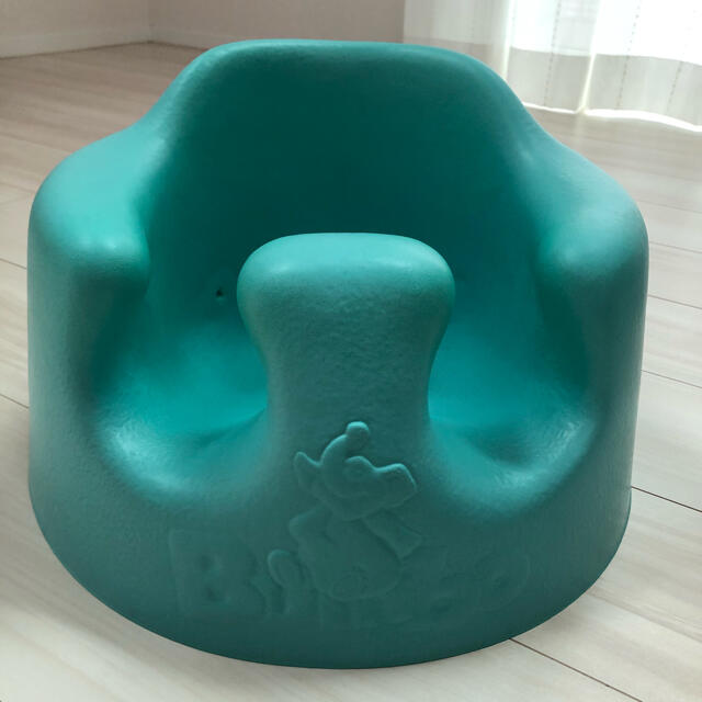 Bumbo(バンボ)のBumbo チェア キッズ/ベビー/マタニティのキッズ/ベビー/マタニティ その他(その他)の商品写真